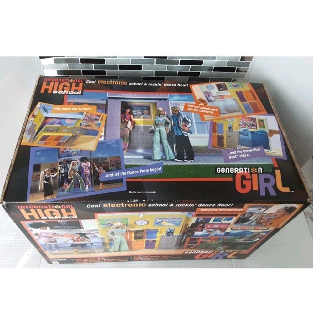 Barbie Generation Girl International High School Dance Floor Playset Mattel 2000 - Picture 2 of 13
